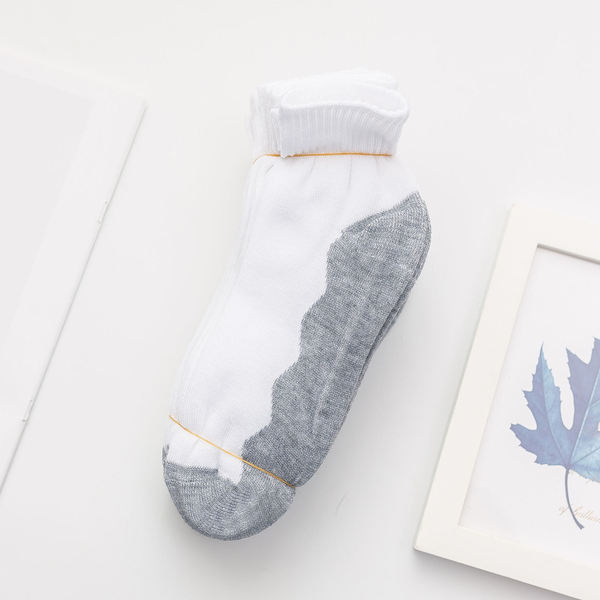 Yin and Yang socks white -bottomed white -faced socks wholesale