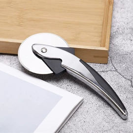 开瓶器;刨子、削皮器;剥蒜器蒜泥器