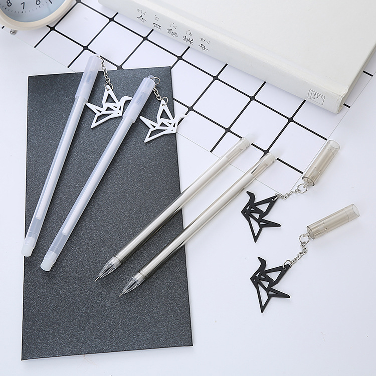 Grúa de papel colgante pluma de gel de aprendizaje creativo papelería oficina firma pluma estudiante examen negro pluma de agua