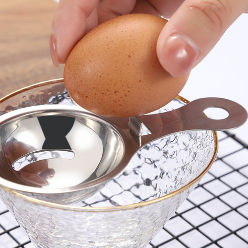 Source manufacturer 304 stainless steel egg separator creative baking tools egg white and yolk separator egg filter