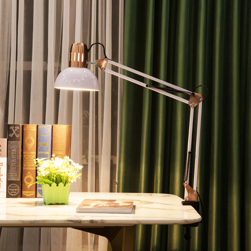 Xiangyu LED americano galvanizado metal largo brazo tatuaje iluminación clip Oficina protección para los ojos niños Lámpara de lectura