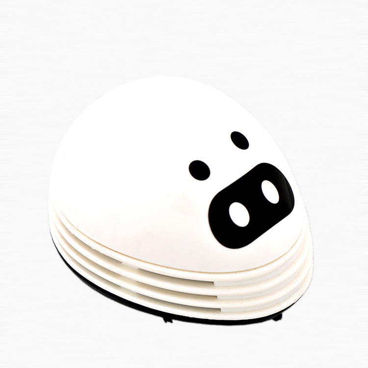 흰 새끼 돼지
