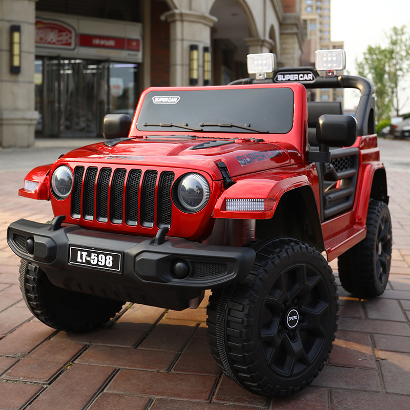 Coche de juguete para niños con tracción en las cuatro ruedas vehículo todoterreno portátil con batería de litio para niños nuevo coche de educación temprana para bebés de cuatro ruedas