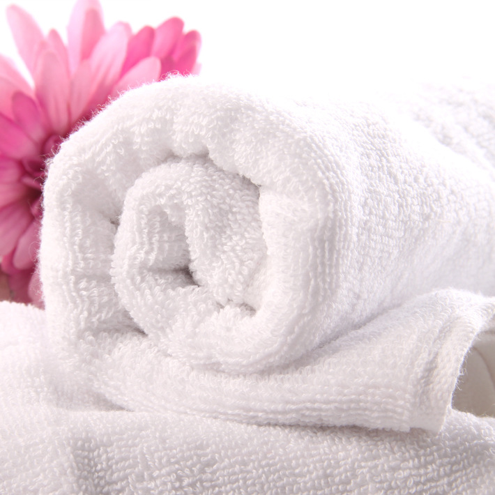 Premium Pure Cotton Bath Towel Super Absorbent Hotel Quality White_voghion.com