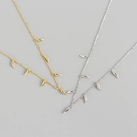 耳钉;耳扣;耳环