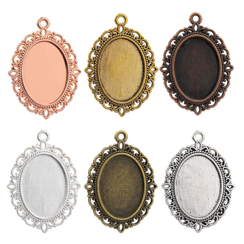Hollow lace Oval 18*25mm bronze base Time Gem diy photo pendant retro alloy pendant Hollow lace Oval 18*25mm bronze base Time Gem diy photo pendant retro alloy pendant