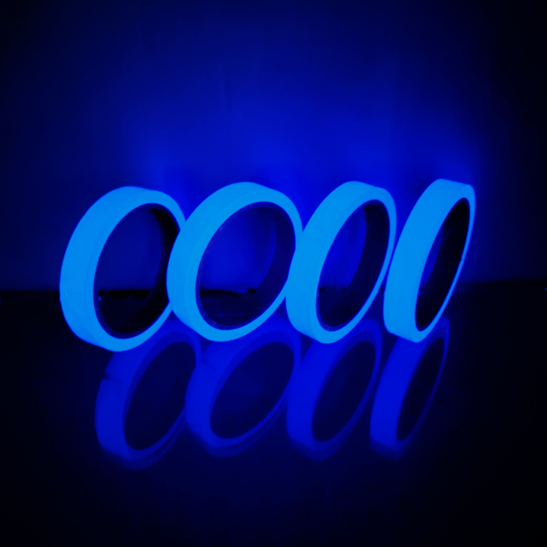 Лазурная светоотражающая белая водостойкая лента, не оставляет следов