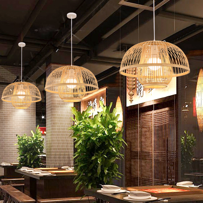 Estilo chino de bambú tejido de bambú lámpara de araña linterna hecha a mano del sudeste asiático restaurante japonés personalidad creativa dormitorio B & B lámpara