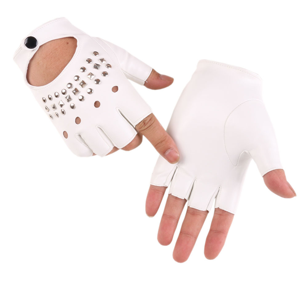 Hip hop medio dedo guantes club nocturno para hombres guantes de remache de baile de polo rendimiento baile de primavera y verano rendimiento de baile guantes de cuero