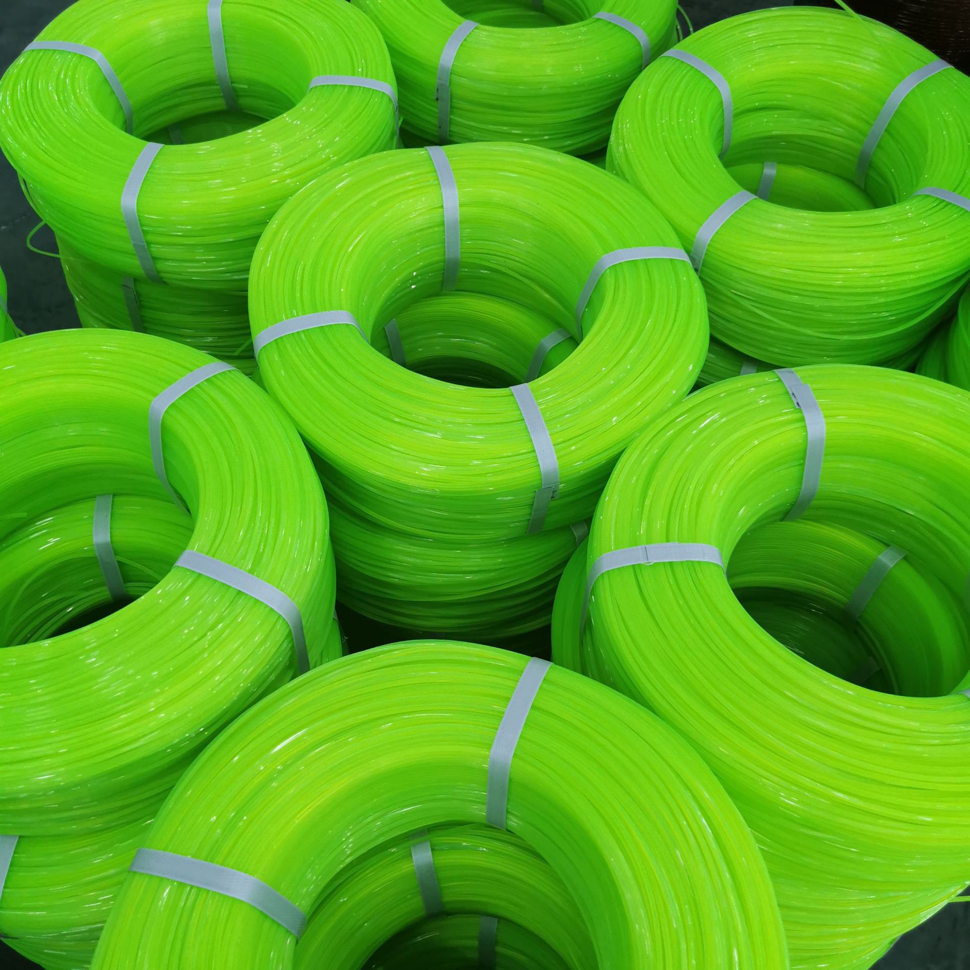 供应 Trimmer Line尼龙打草绳割草线 泡壳 吊卡 卷装 2.4mm*5Kg