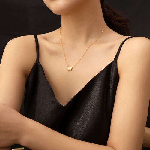 Internet celebrity light luxury ins butterfly necklace women's clavicle chain non-fading 18K gold necklace wholesale