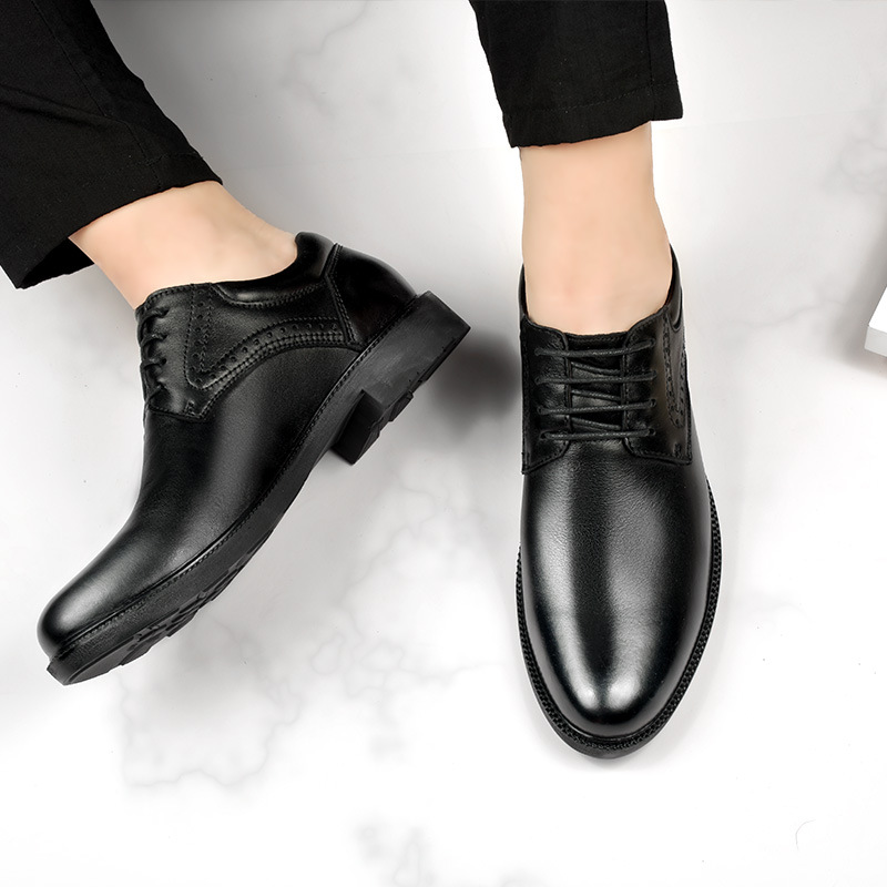 Chaussures habillées décontractées pour hommes, doublure polaire rehaussante, bout rond et ouverture peu profonde._voghion.com