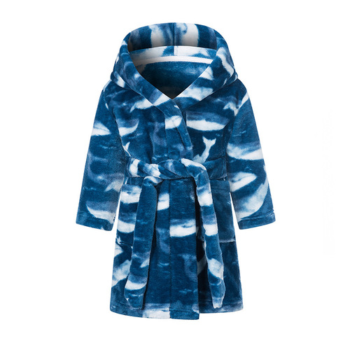 New children's flannel robe with European and American cartoon print home fleece bath robe for boys and girls, with pockets, full-handled, wholesale