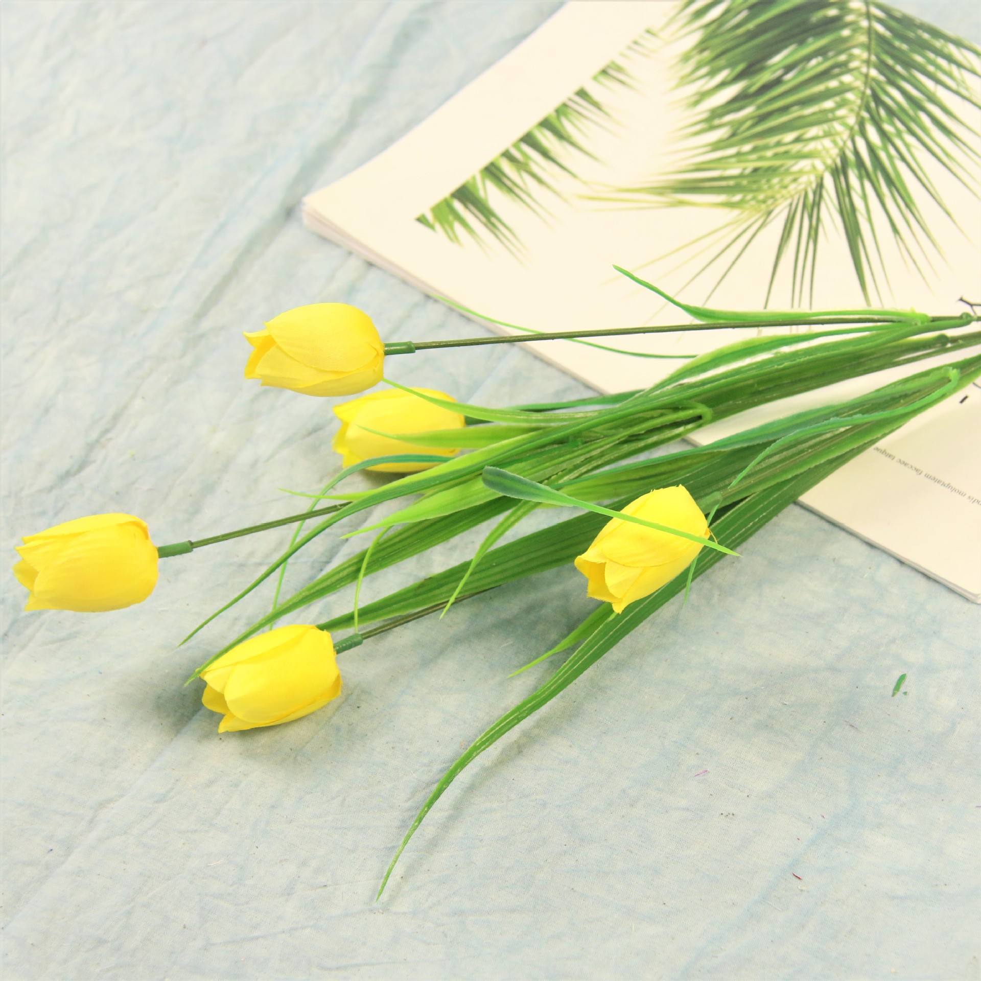 En stock simulación 5 pequeño tulipán flor falsa boda arreglo de flores decoración de la boda falsa flor simulación tulipán