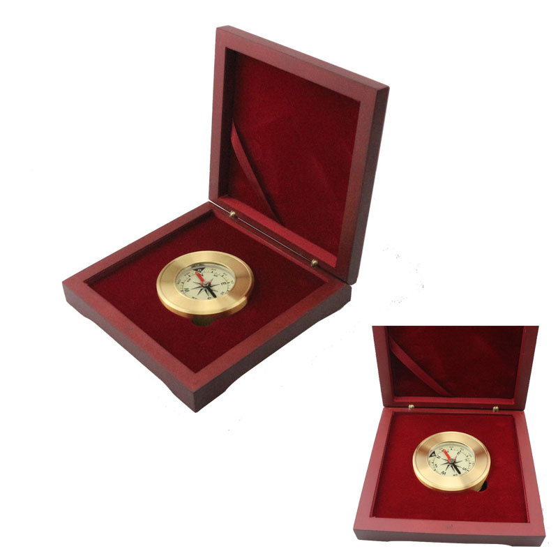 Chuda Redwood Gift Box Compass Gift Compass