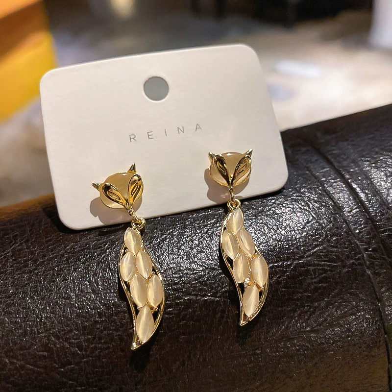 Серьги (Баою) серебряная игла с кошачьим глазом, цветочные дизайны, несколько стилей, высокое качество