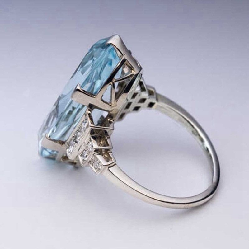 Ovaler Ring Mit Blauem Kristall Im Europäischen Und Us Stil_voghion.com