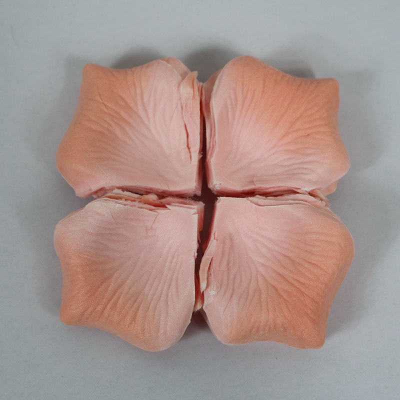 En stock al por mayor simulación pétalos de rosa mano-tirar flor boda habitación boda cama vacaciones decoración no tejido pétalos 144 piezas/bolsa