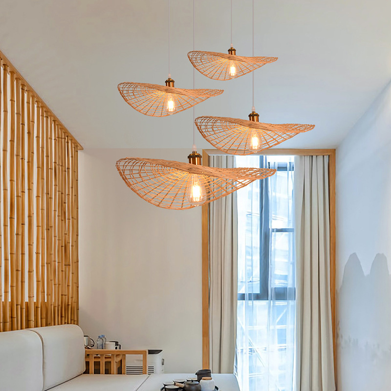 Lámpara de bambú chino casa de té B & B lámpara de restaurante retro personalidad creativa restaurante de olla caliente lámpara de escalera giratoria