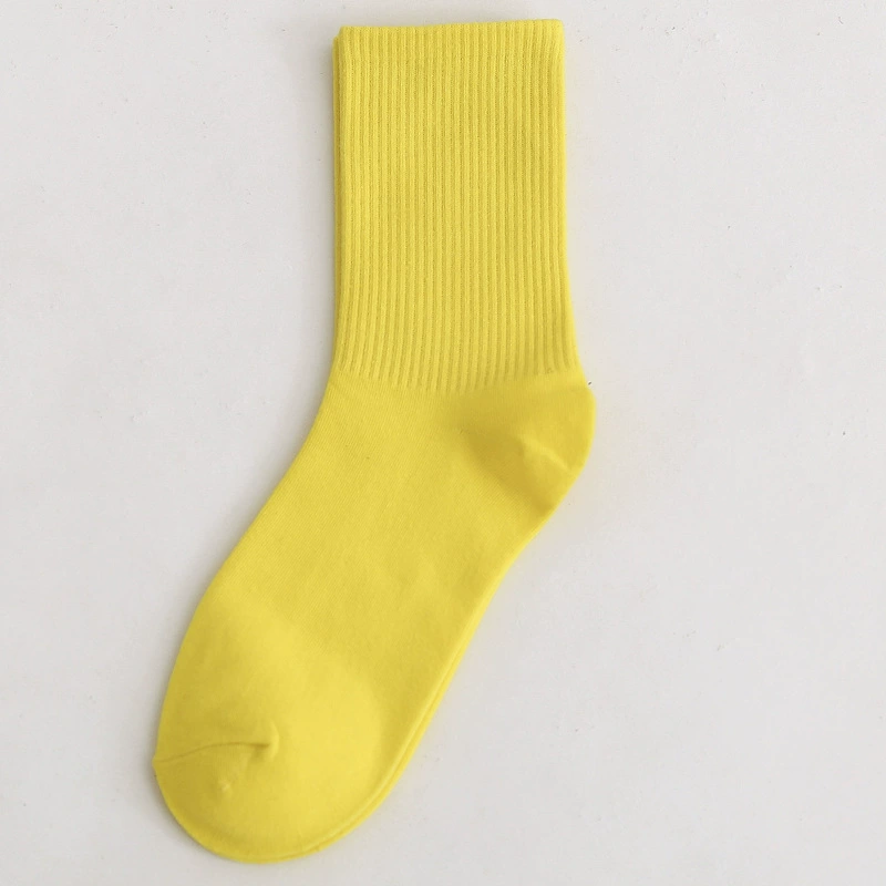 Mid‑length cotton socks, mid‑calf unisex, absorbent and odor‑resistant, cotton or thin velvet option