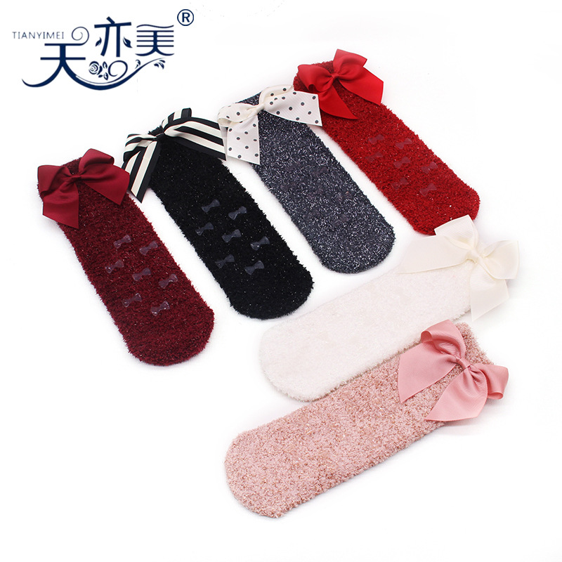 Otoño e invierno calcetines embalaje decorativo arco 4cm hilo rojo cinturón hecho a mano arco accesorios pequeña flor