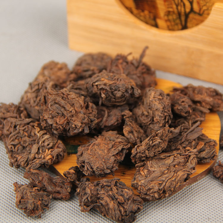 Black Tea Wholesale Pu'Er Tea 05 Years Old Golden Bud Old Tea Head Natural Tuo Loose Tea Menghai Ripe Tea