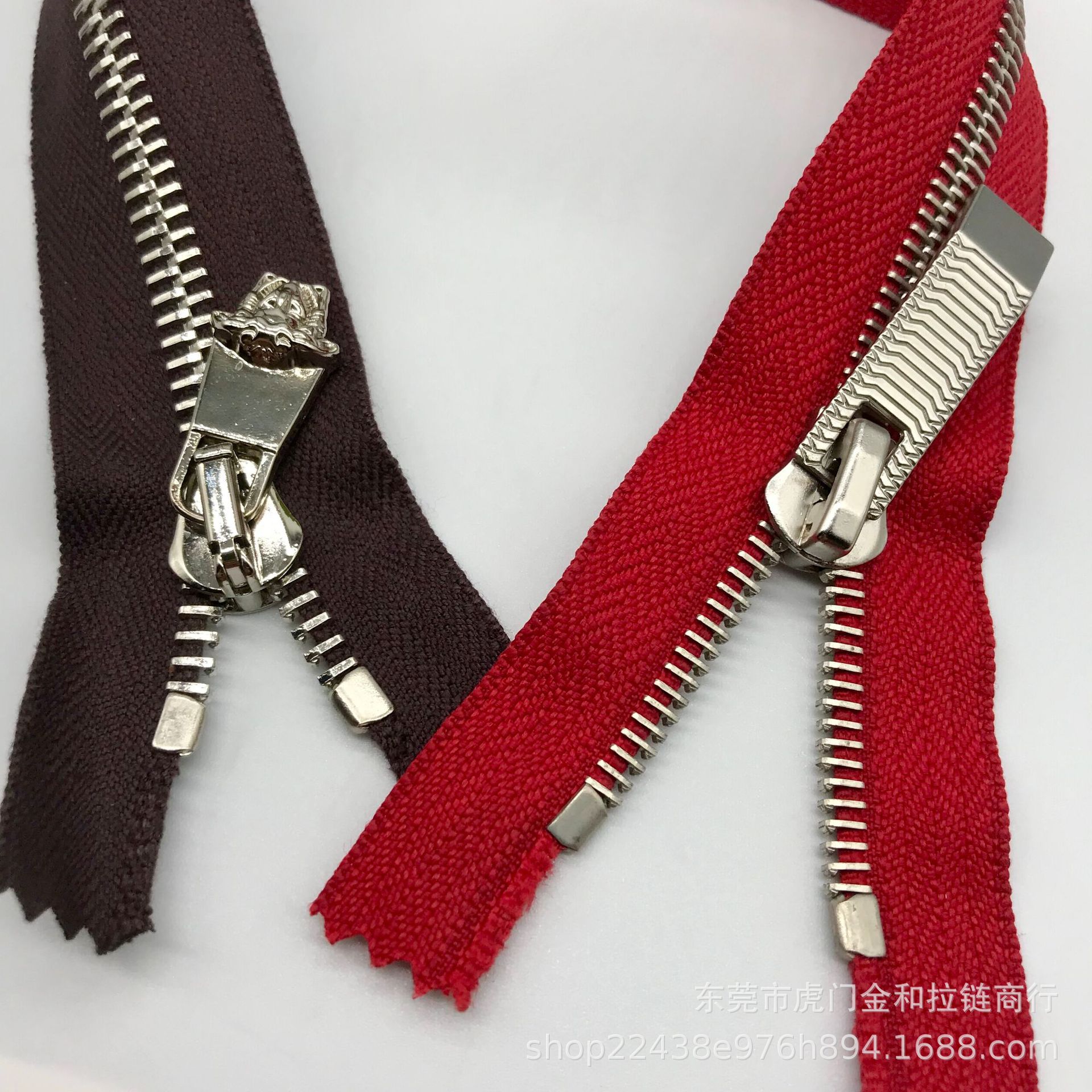 5#金属银齿闭尾钛合金拉链，适用于箱包，服装等辅料，量大从优