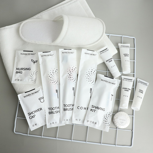 Star-rated hotel disposable toothbrush and bathroom supplies set for travel homestays guesthouses toothpaste comb slippers wholesale