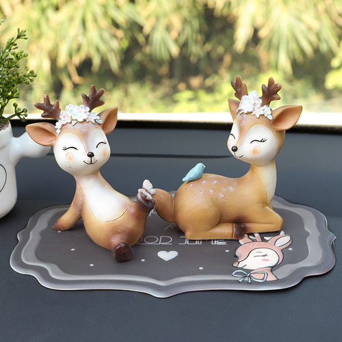 Car interior mobile phone anti-slip mat cute cartoon anti-slip mat high temperature resistant Morilu time coaster