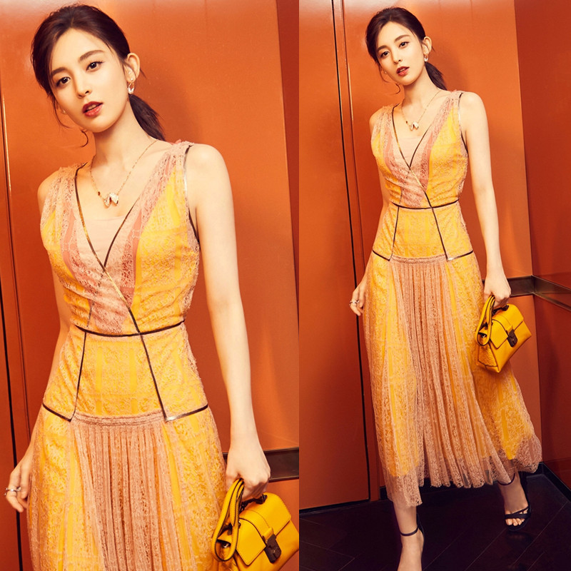 A large number of spot goods Yang Mi Gulina tie same style lace Super fairy mid-length backless cold style elegant dress A large number of spot goods Yang Mi Gulina tie same style lace Super fairy mid-length backless cold style elegant dress