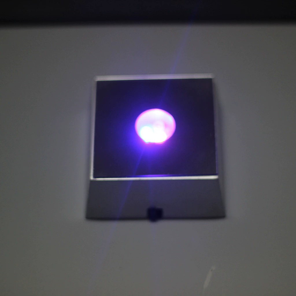 Электронная LED-лампочка с камнями сваровски оптовая продажа