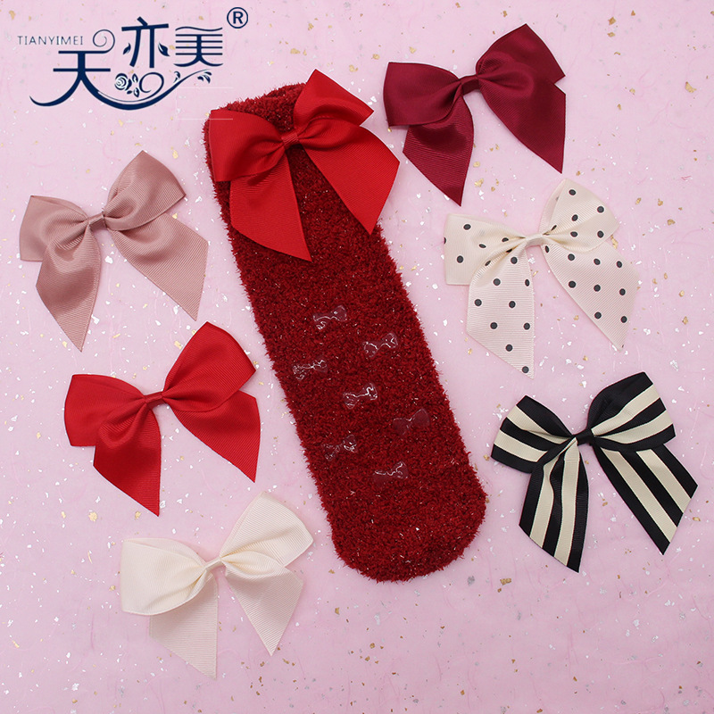 Otoño e invierno calcetines embalaje decorativo arco 4cm hilo rojo cinturón hecho a mano arco accesorios pequeña flor