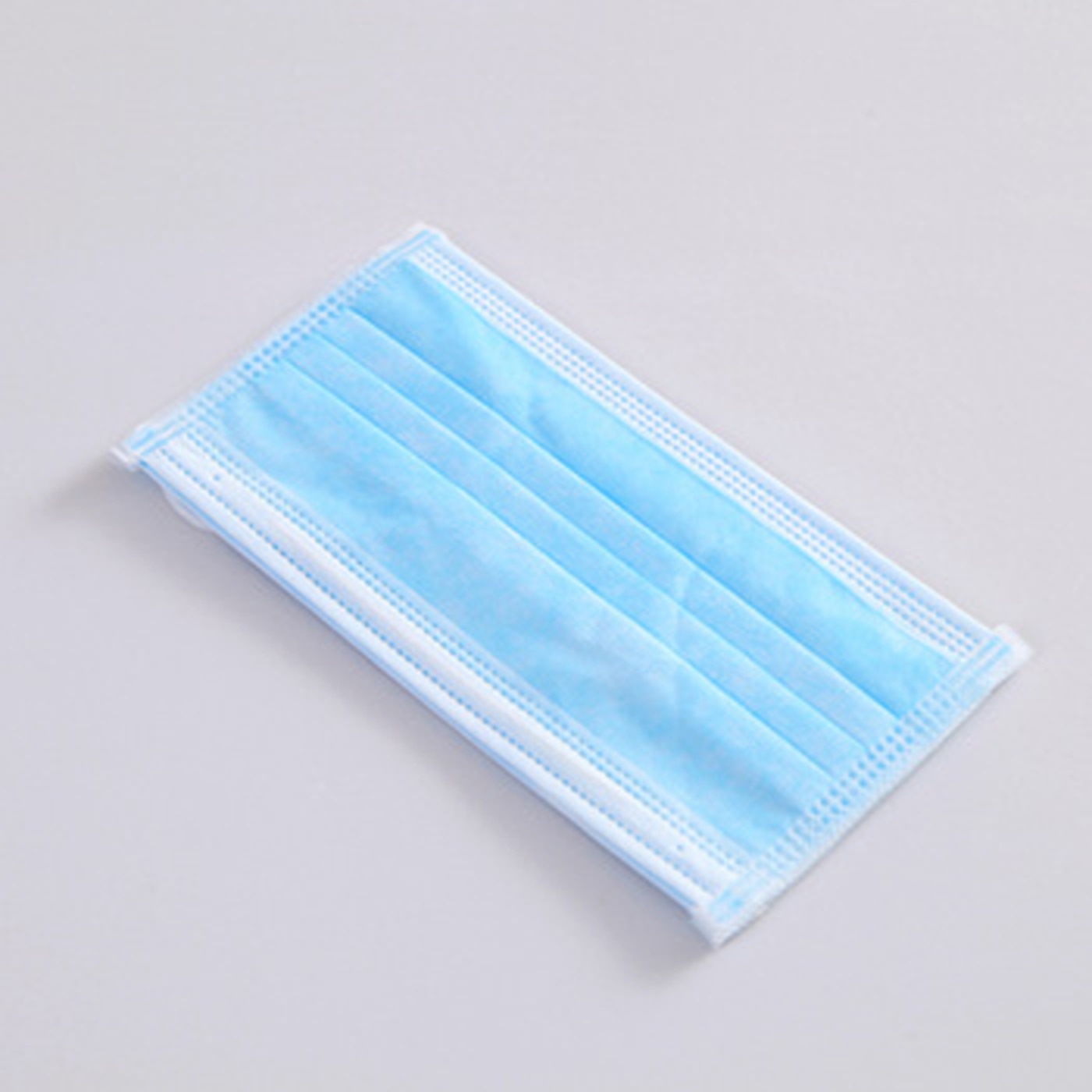 出口一次性无纺布熔喷口罩防护过滤透气防雾霾三层口罩工厂