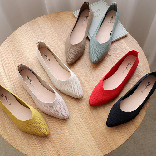Women's Pointed Toe Knitted Flat Shoes for Spring and Autumn, Soft Sole, Simple Color, Grannie Shoes with Knitted Beads