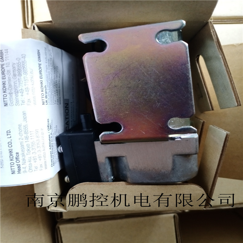 日本日东工器   隔膜泵  DP0105-Y1-0001 24VDC