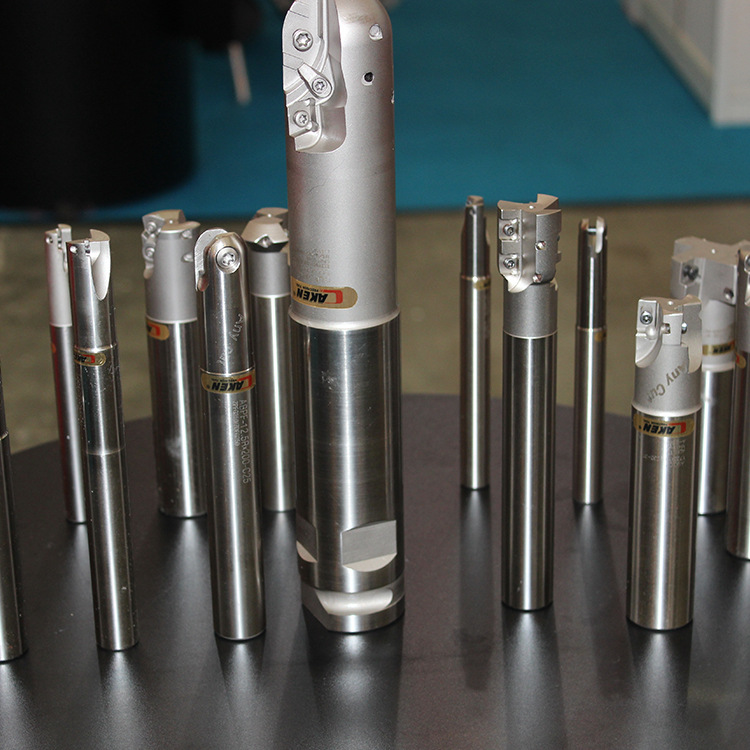 Ӧstanny̨׾۵ ̨۵ µ