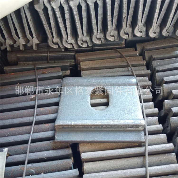 厂家供应工矿铁路配件，轨距挡板，中间挡板，接头轨距挡板