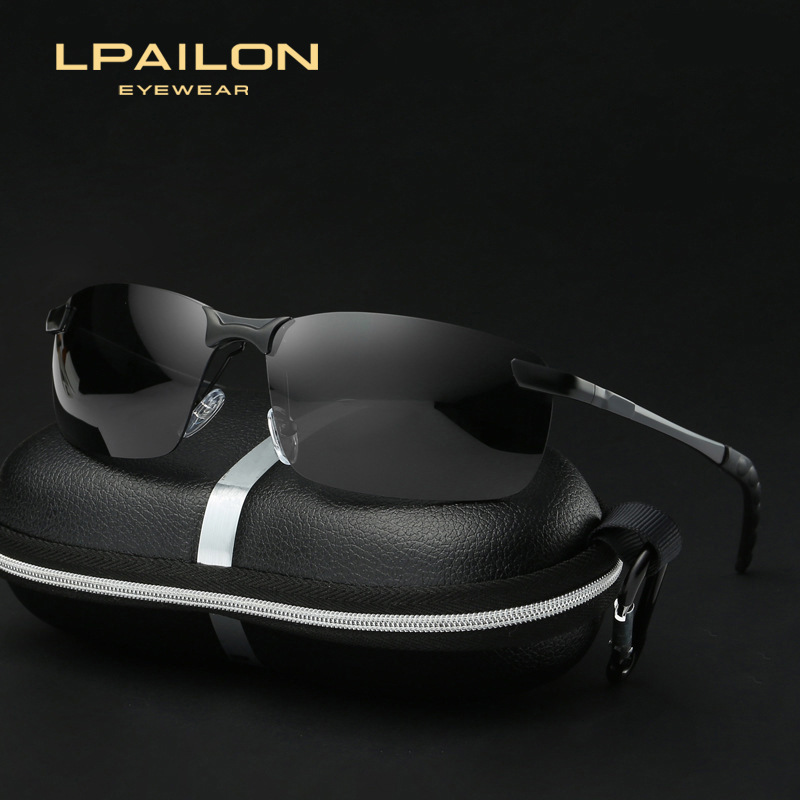 Travel fashionable sunglasses