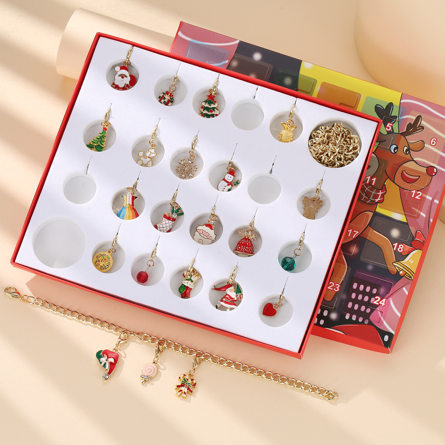 Joyas navideñas Caja de regalo de dibujos animados Caja de regalo de calendario de cuenta regresiva Adviento pulsera de oro Collar colgante Juego de caja ciega