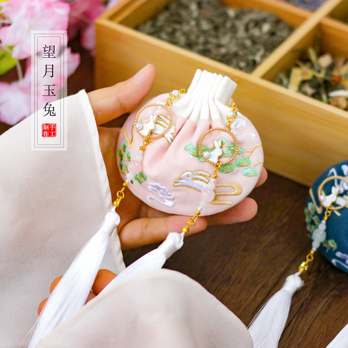 Qian Li Dragon Boat Festival Aroma sachet Embroidery Sachet Empty Bag Jade Rabbit Aroma Sachet New Year Ancient Style Hanfu Ornament Wholesale