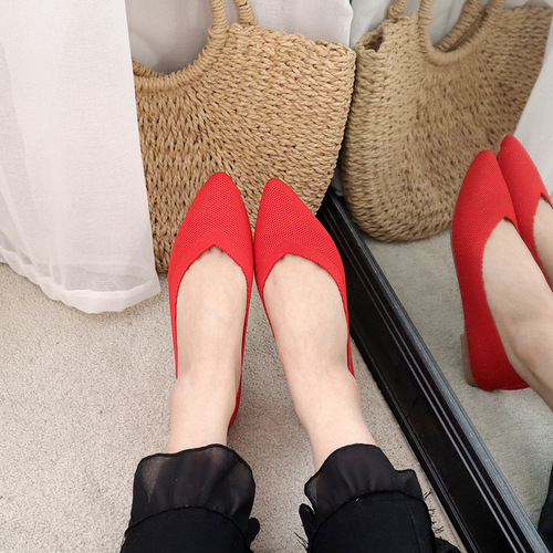 Women's Pointed Toe Knitted Flat Shoes for Spring and Autumn, Soft Sole, Simple Color, Grannie Shoes with Knitted Beads
