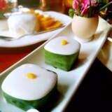 Свежие листья листья листья листья пищевых, красочные пирожные, тысячи слоев клейкого риса манго манго 500 г