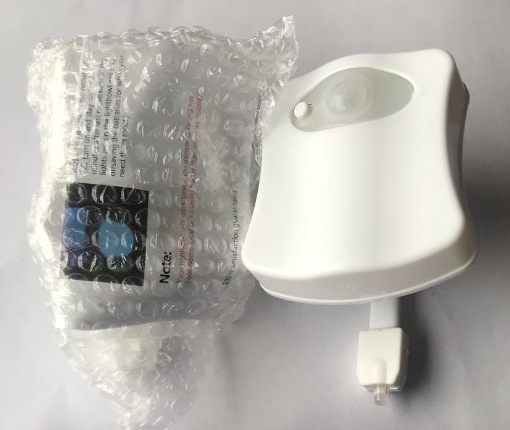 Cruz-frontera 8-color Amazon inodoro lámpara de inducción colgante humano inodoro inducción creativa LED color luminoso lámpara de iluminación