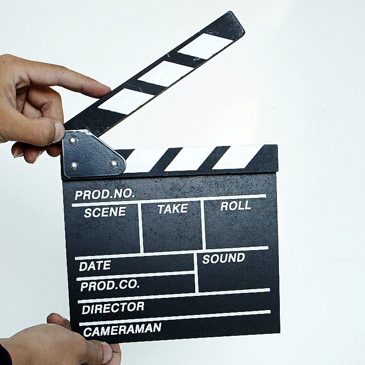 Genuine Wooden Director Board English Chinese New Video Movie City Slogeboard Shooting Board Photography Props