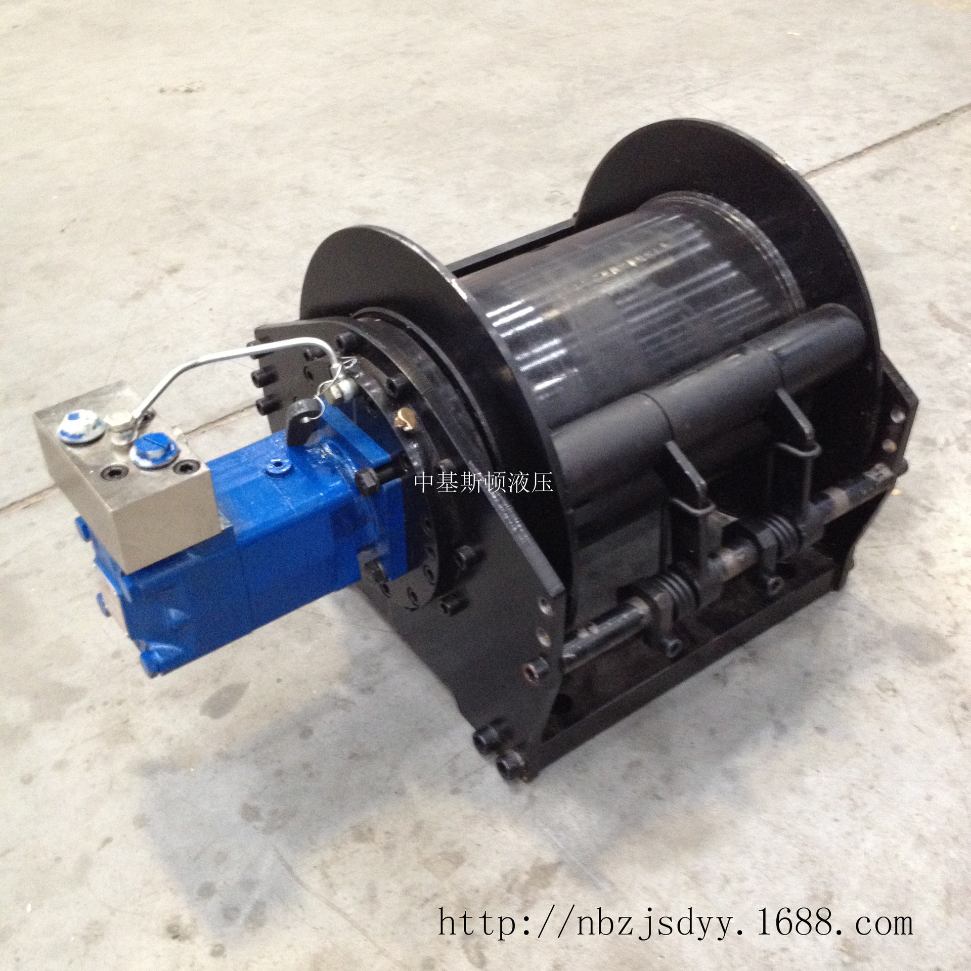 小吨位卷扬机 2吨拉力随车起重机液压绞车带离合器