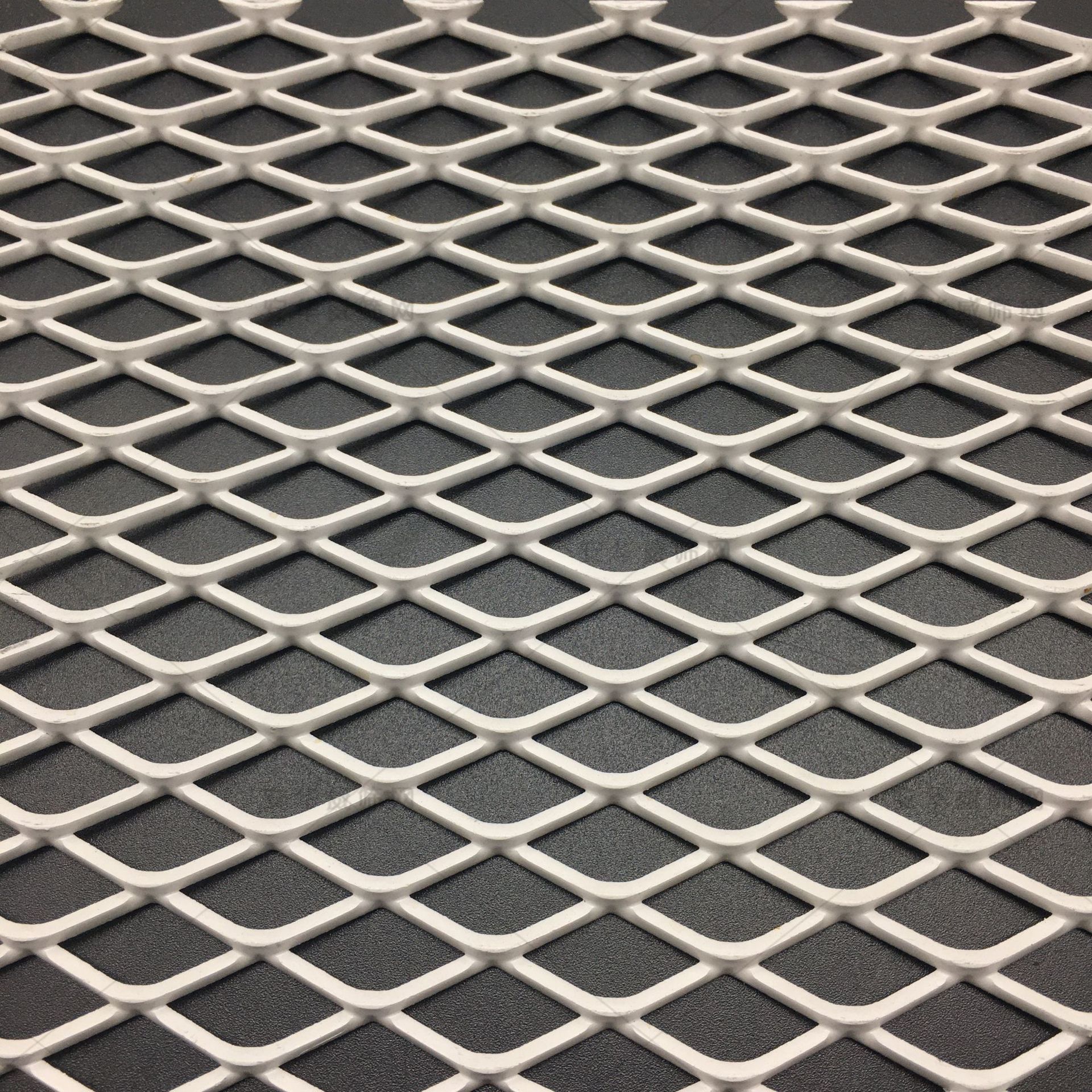 菱形钢板拉伸网 幕墙装饰有筋扩张网 吊顶金属装饰网