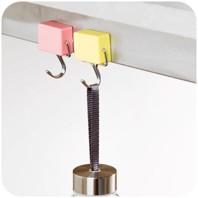 Oferta especial de fábrica magia de absorción de hierro magnético gancho sin costura cocina refrigerador imán gancho pegajoso