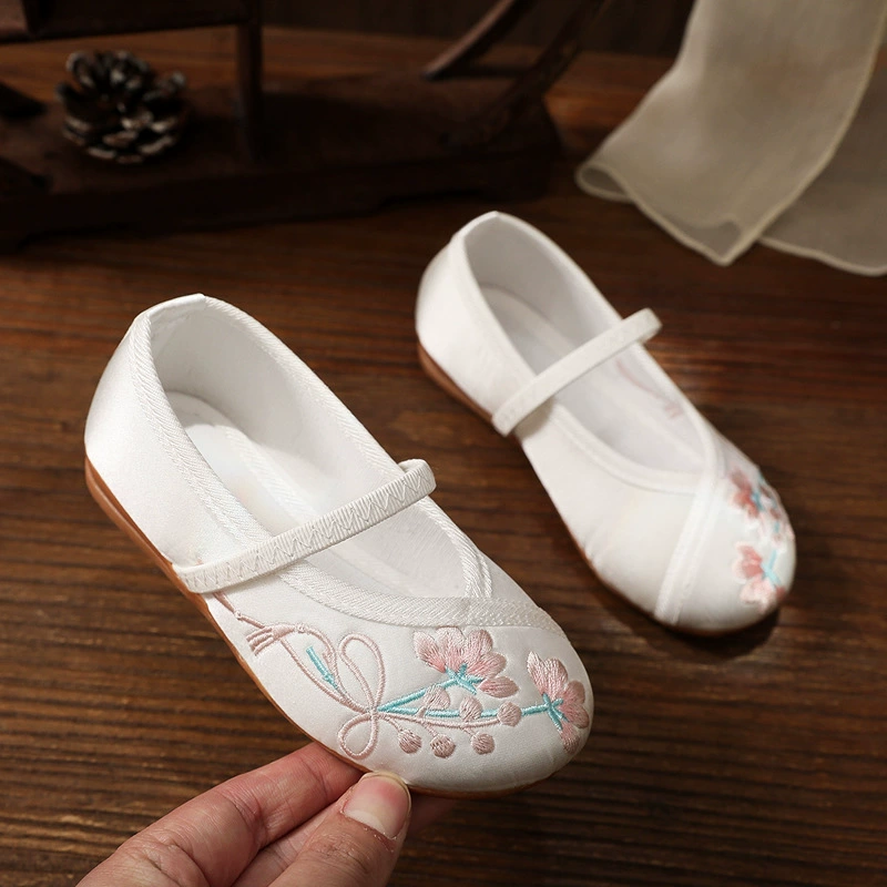 Обувь для девочек Hanfu с вышивкой, старая Пекинская детская Тканевая обувь ручной работы, обувь в этническом стиле для старинных костюмов, студенческие танцевальные часы, обувь для выступлений