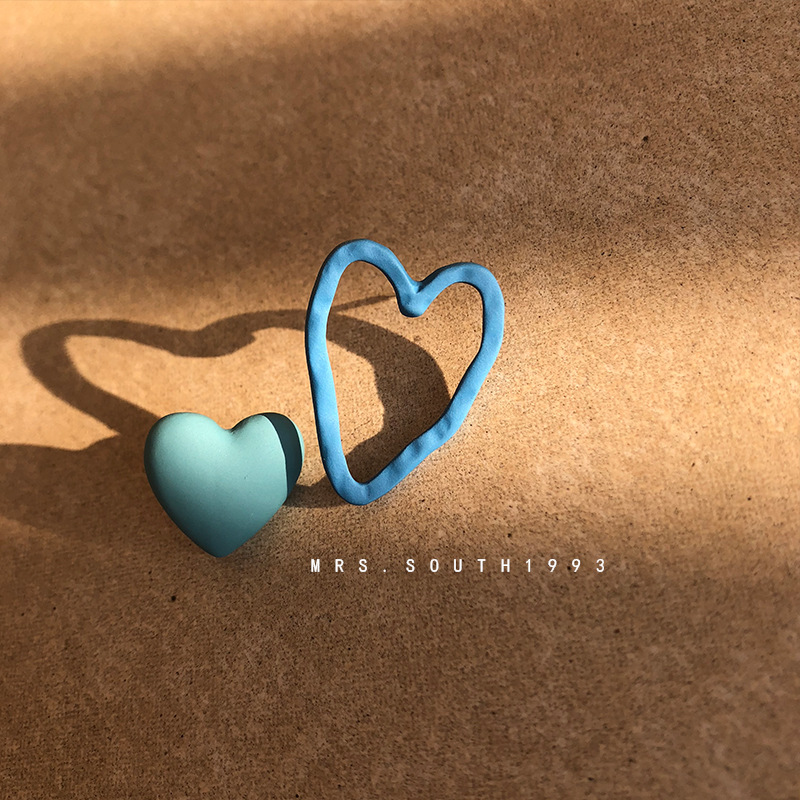 Asymmetrical blue minimalistic fashionable design earrings