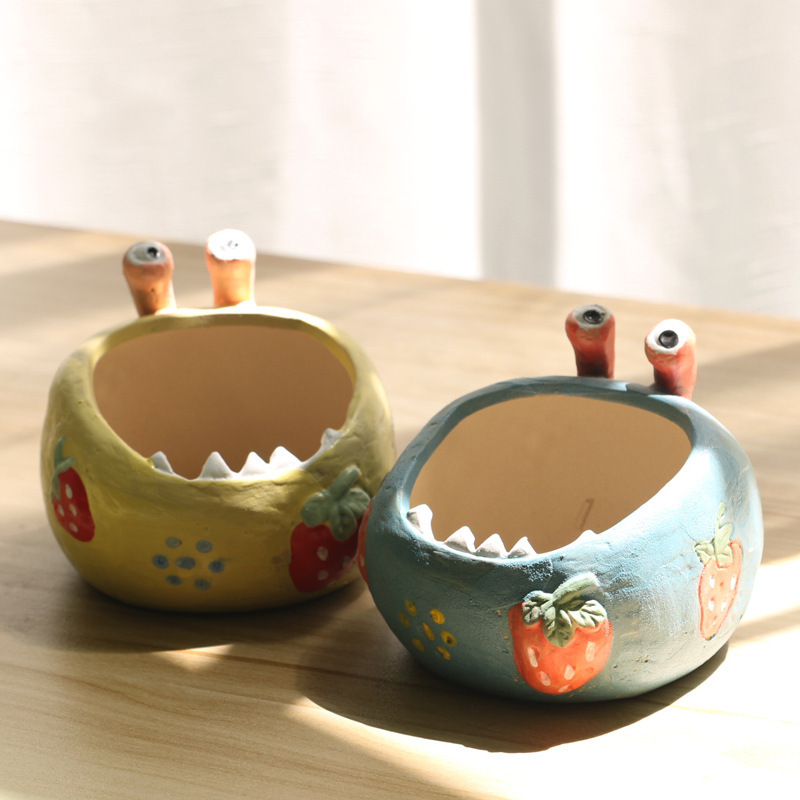 Big-Eyed Monster Ugly Eight Strange Crab Boss Coarse Pottery Hand-Painted Breathable Succulent Flower Pot Creative Coarse Pottery Non-Porous Ashtray